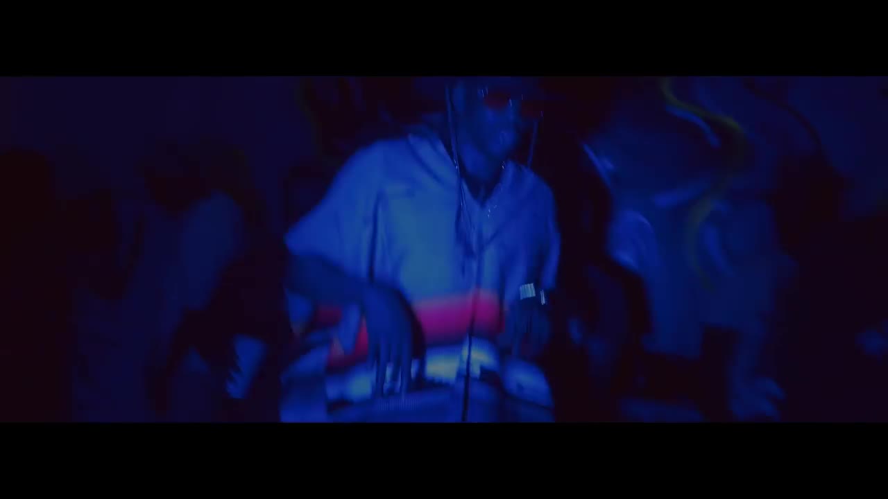 2 Chainz - Lapdance in the Trap House