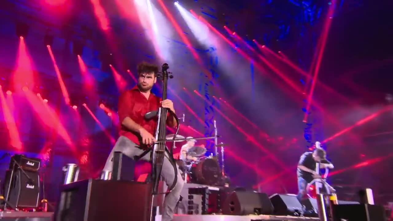 2CELLOS - Back in Black