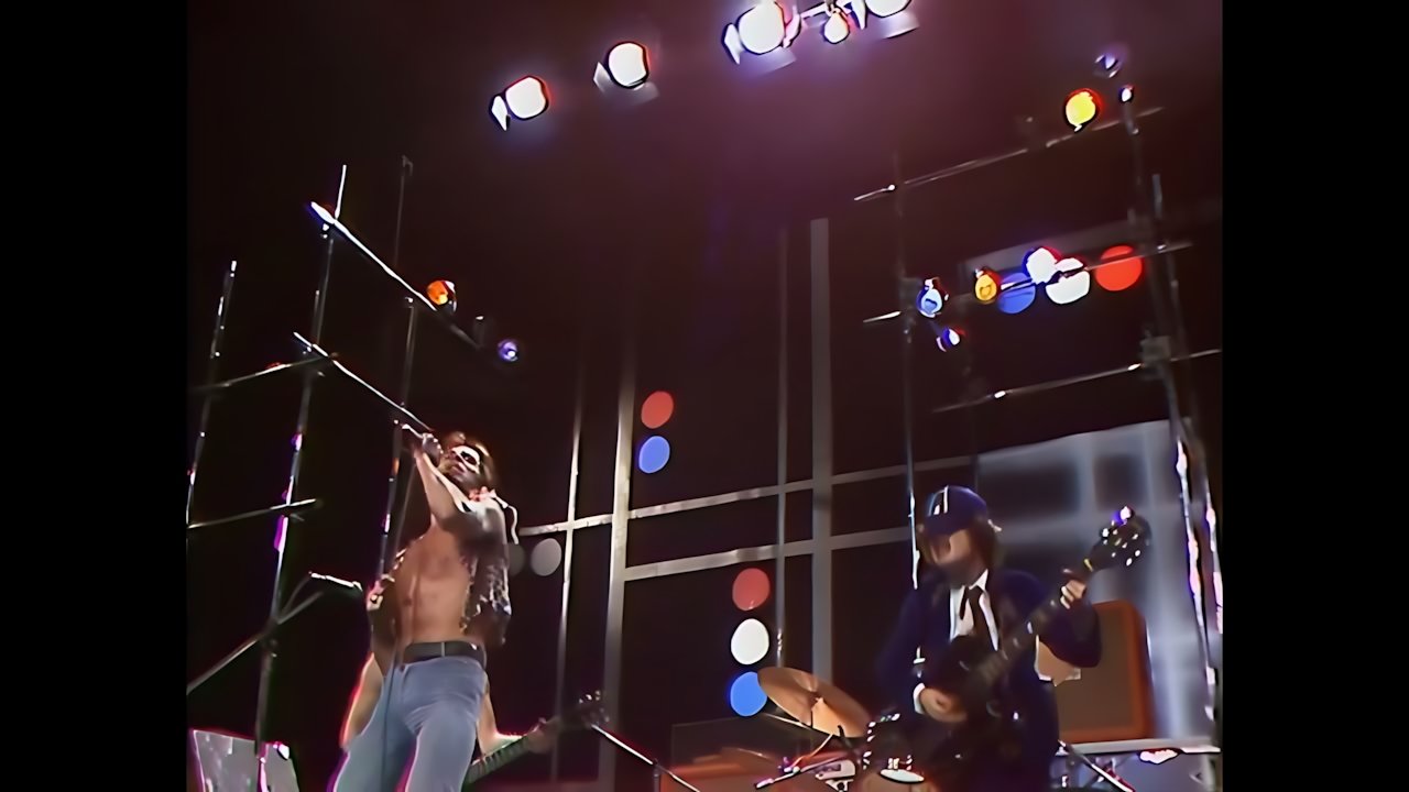 AC/DC - Jailbreak