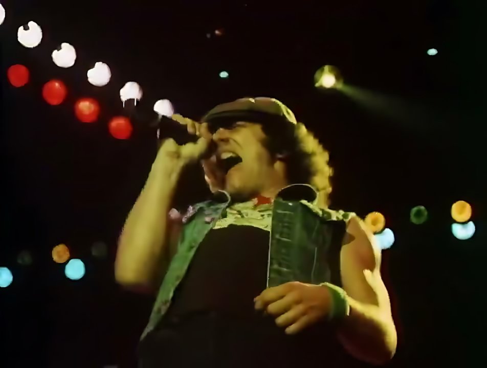 AC/DC - Nervous Shakedown