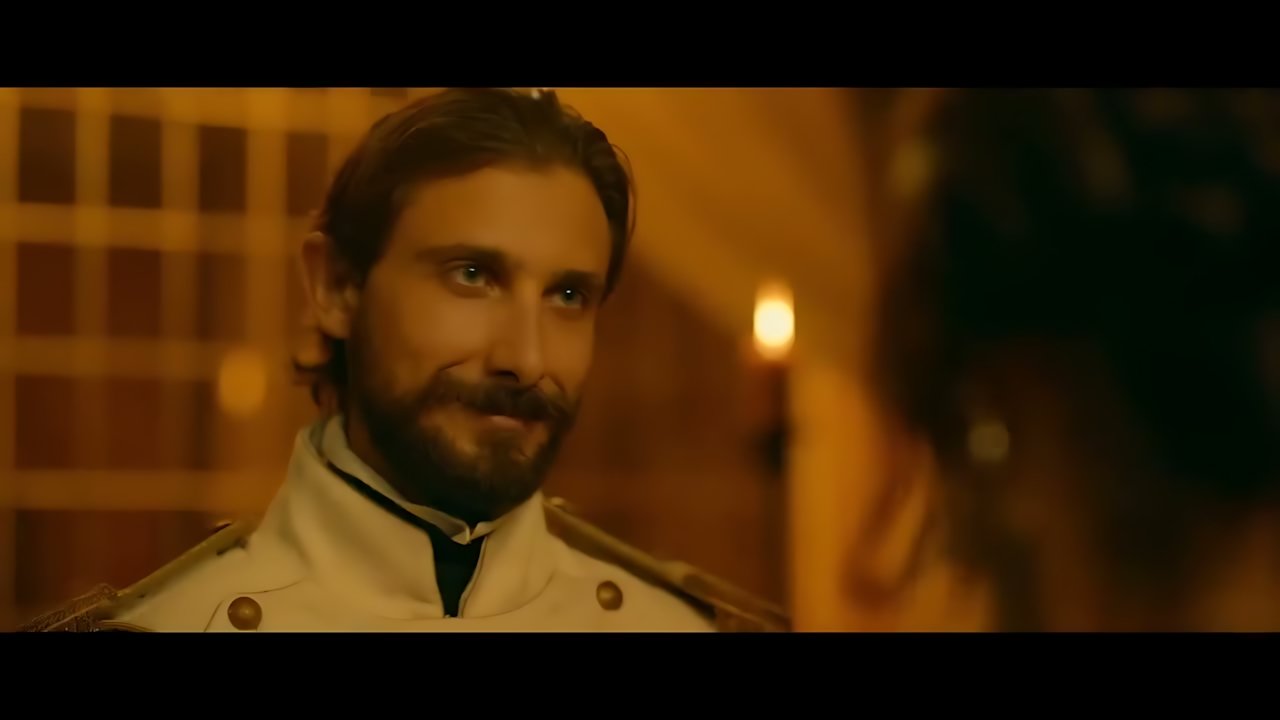 Adriel Favela - La Paz