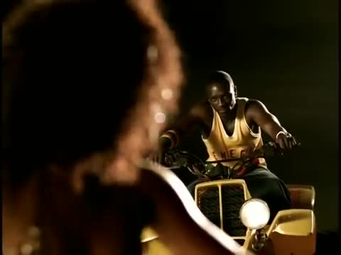 Akon - Bellydancer (Bananza)