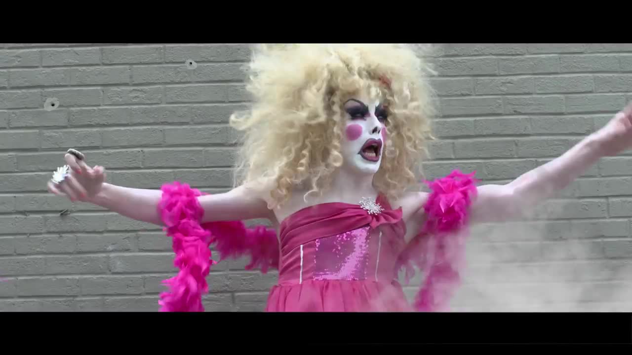 Alaska Thunderfuck - Puppet