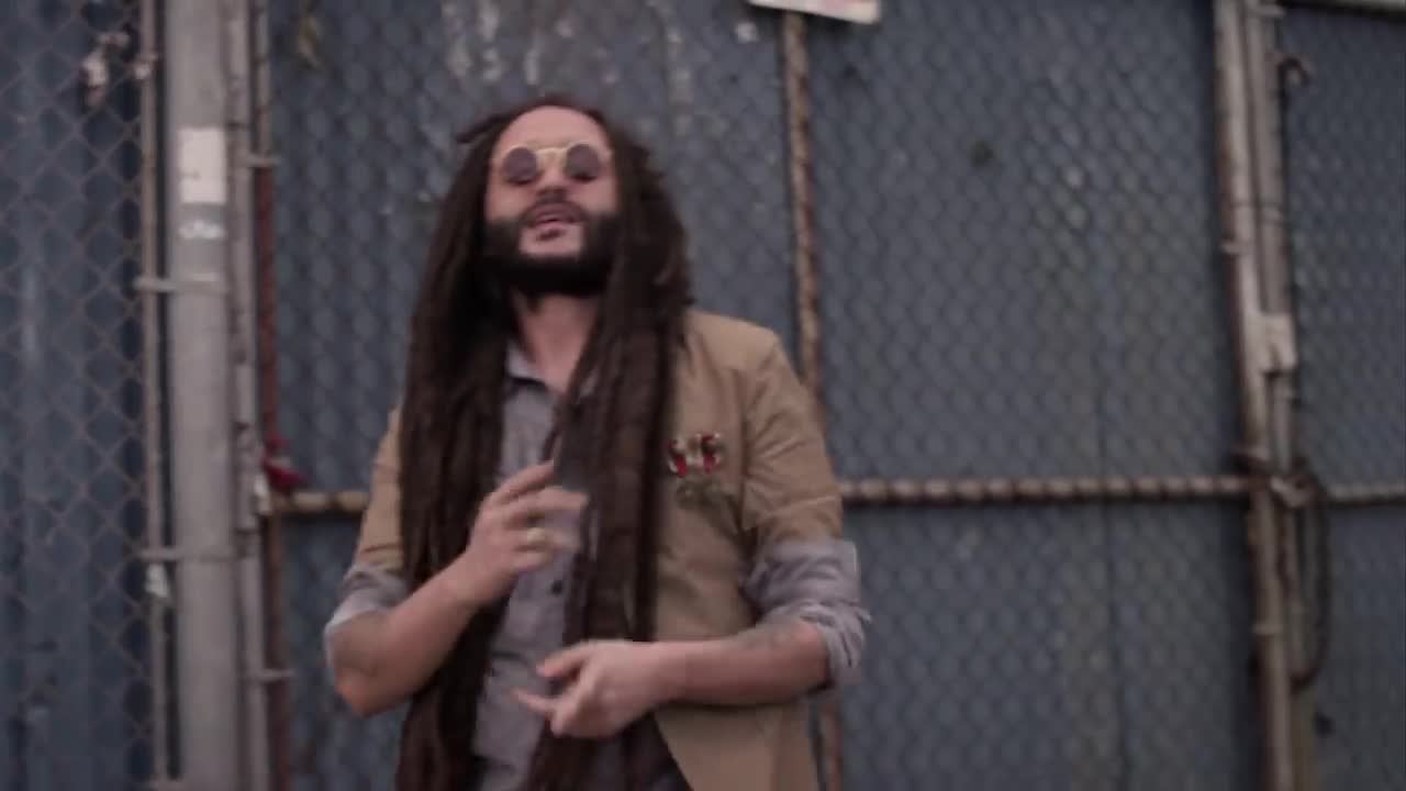 Alborosie - Poser