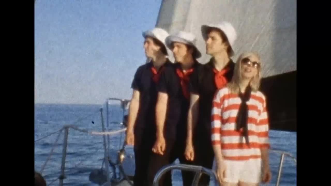 Alvvays - Archie, Marry Me