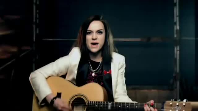 Amy Macdonald - Don't Tell Me That It's Over