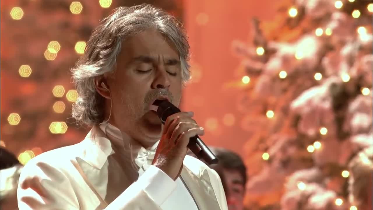 Andrea Bocelli - Angels We Have Heard on High