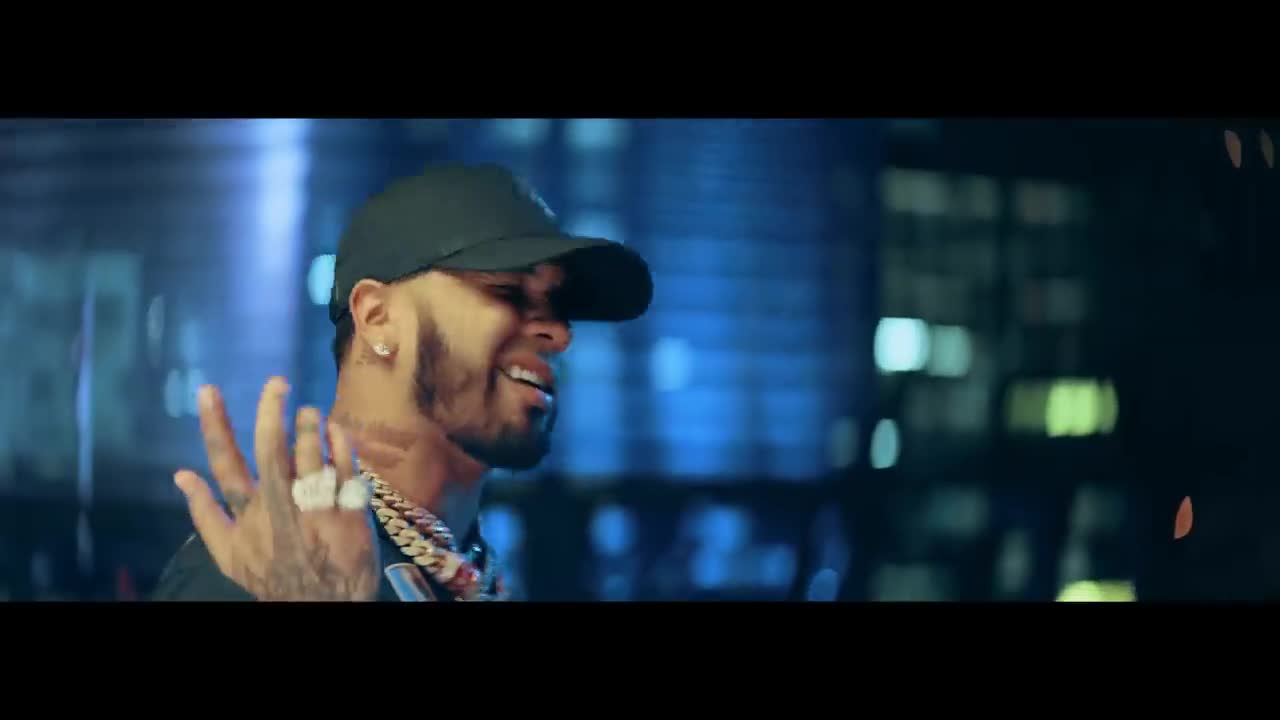 Anuel AA - Fútbol y rumba