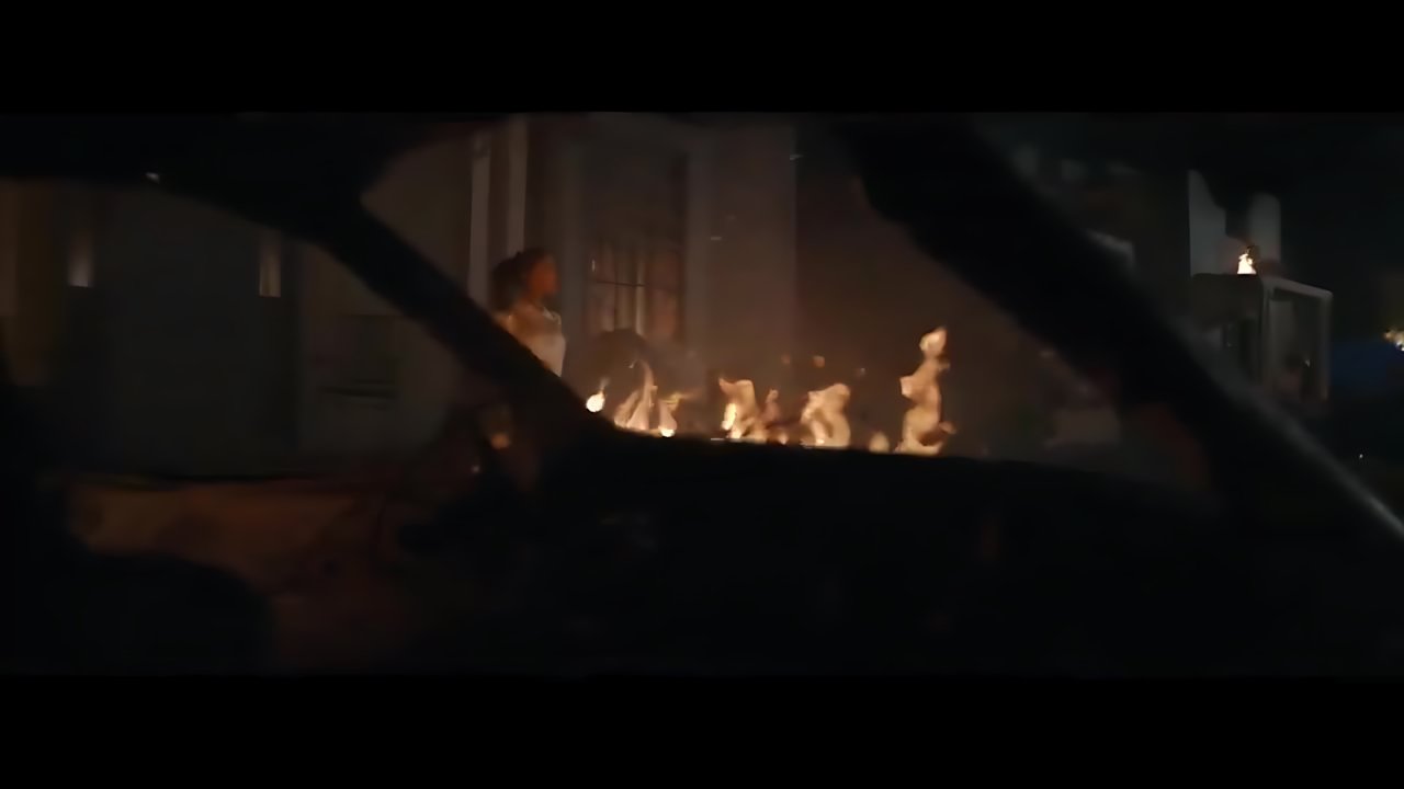 Ariana Grande - supernatural