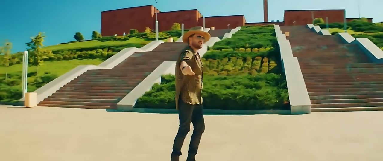 Артур Пирожков - Женщина-магнит