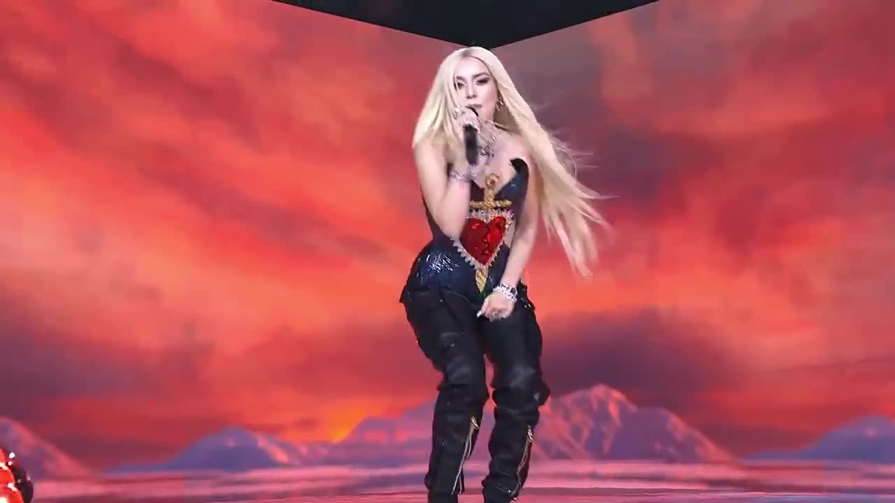 Ava Max - Salt