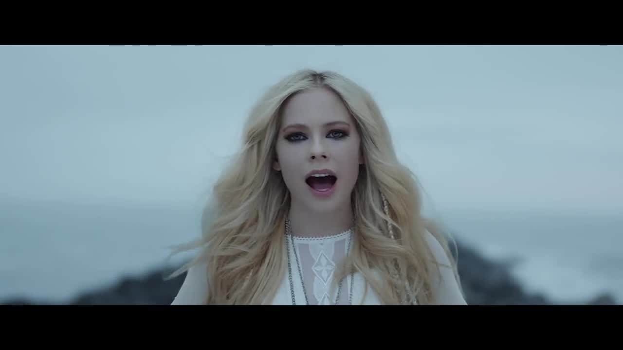 Avril Lavigne - Head Above Water