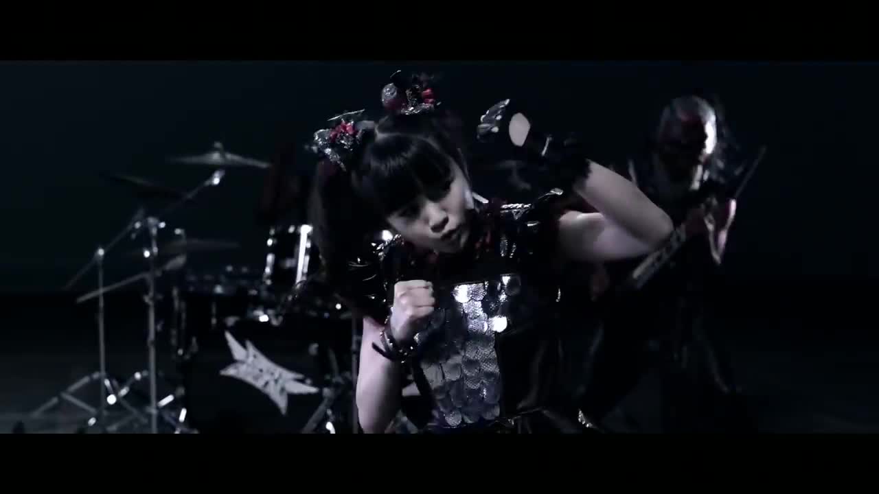 BABYMETAL - KARATE