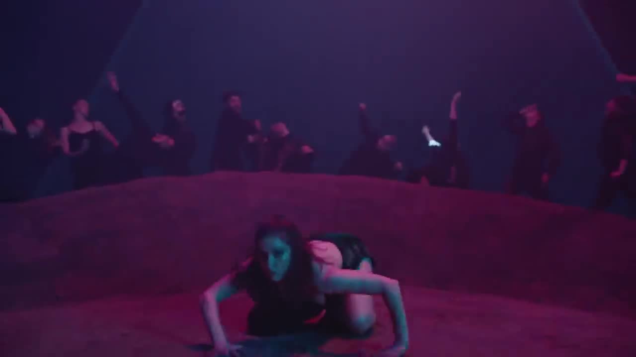 BANKS - Gimme