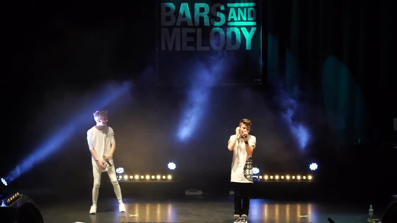 Bars and Melody - Stay Young