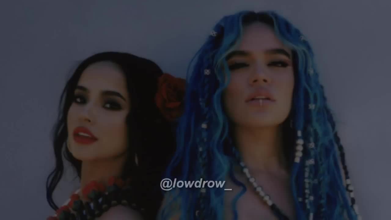 Becky G, Karol G - MAMIII 