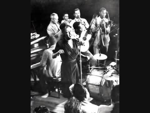 Billie Holiday - When You're Smiling