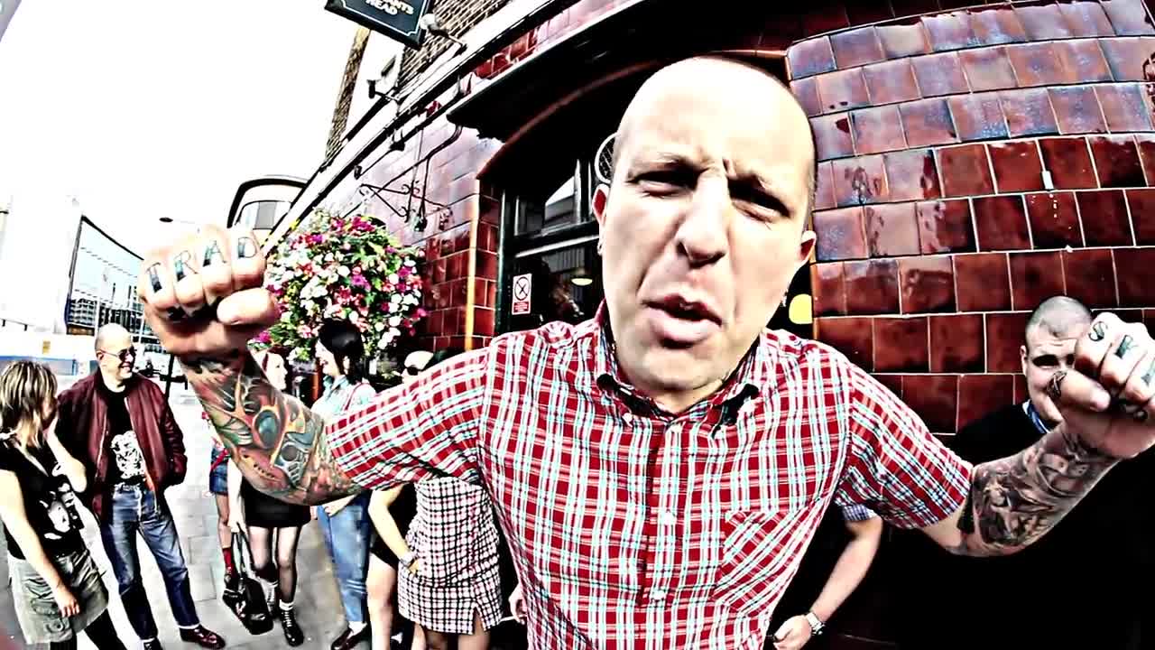 Booze & Glory - London Skinhead Crew