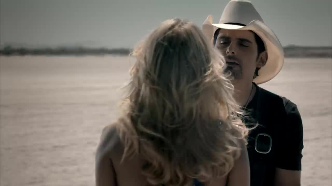 Brad Paisley - Remind Me