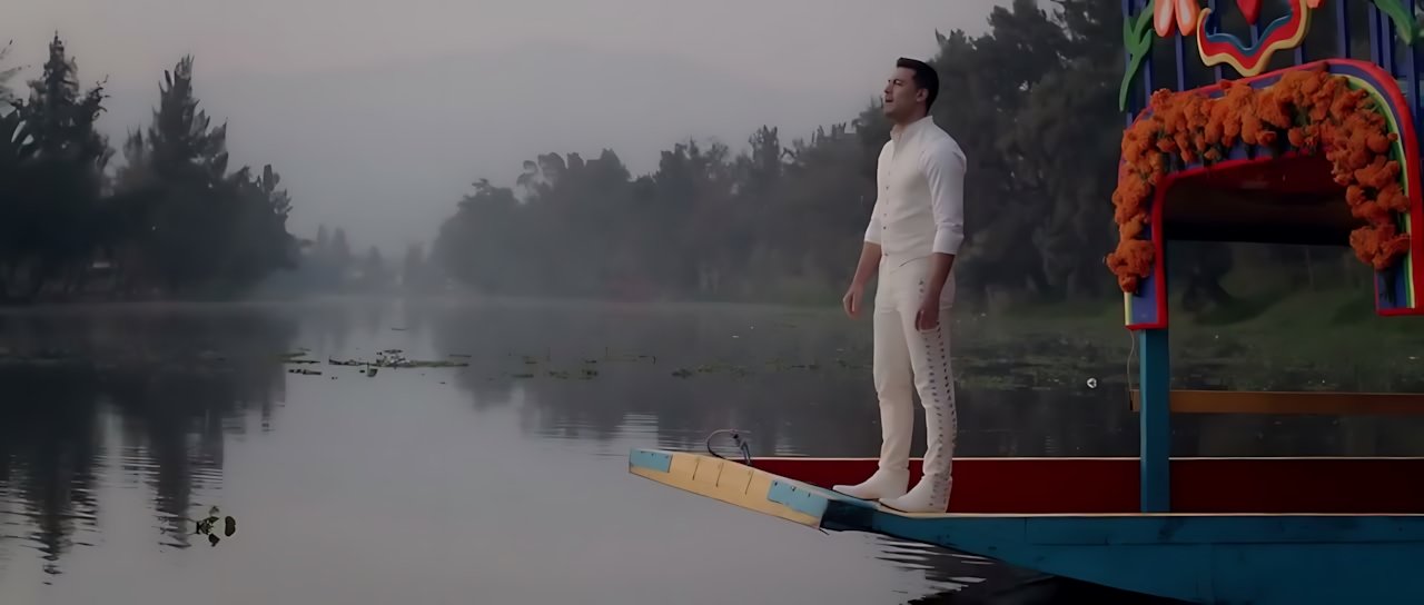 Carlos Rivera - Alguien me espera en madrid - versión acústica