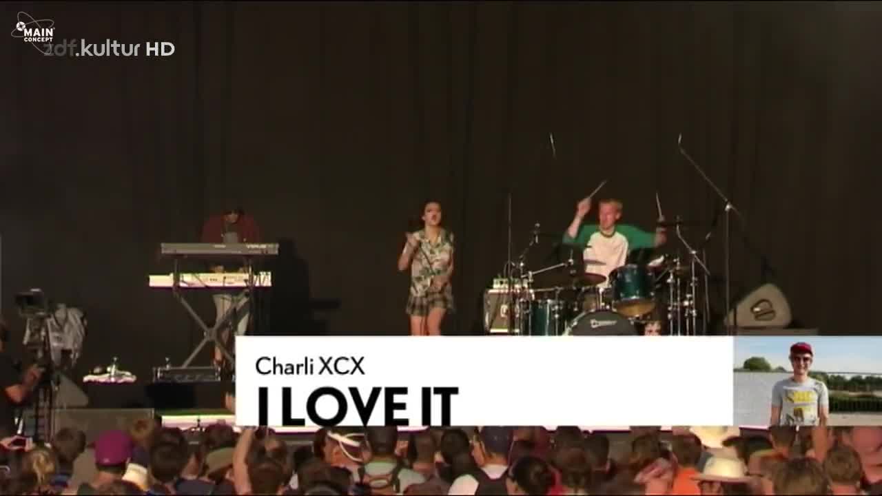 Charli XCX - I Love It