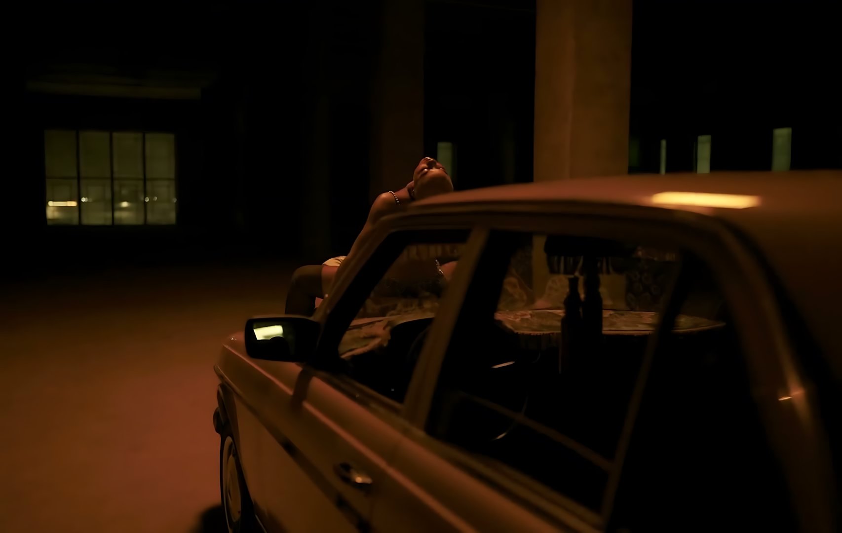 Chris Brown - Under the Influence