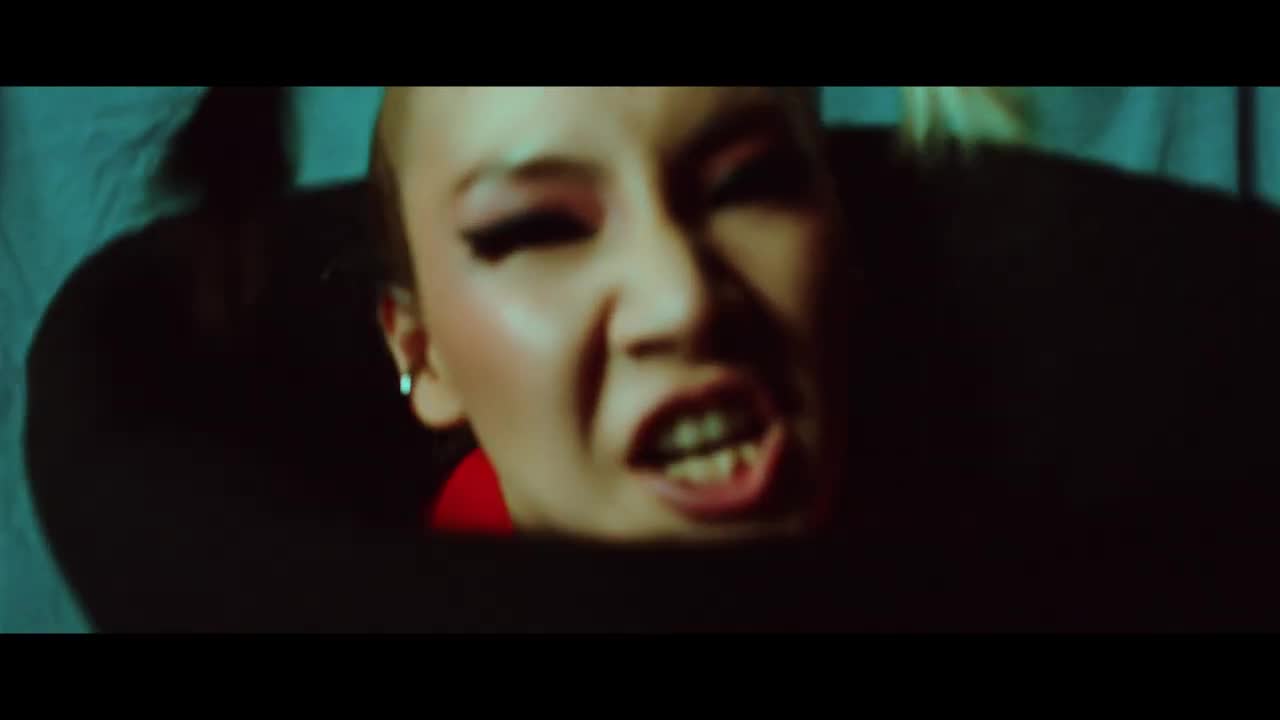 CL - Tie a Cherry