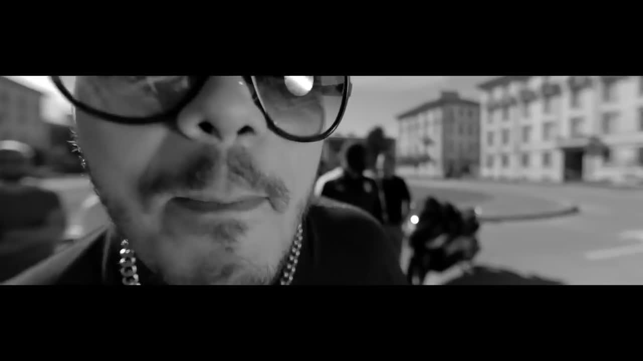 Club Dogo - Ragazzo della piazza