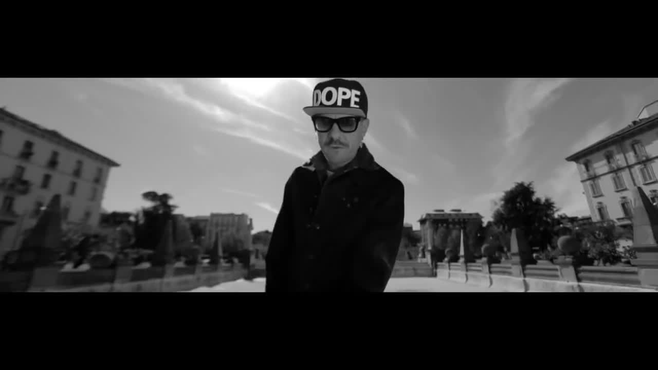 Club Dogo - Ragazzo della piazza