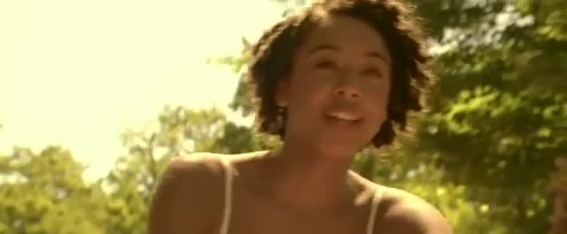 Corinne Bailey Rae - Put Your Records On