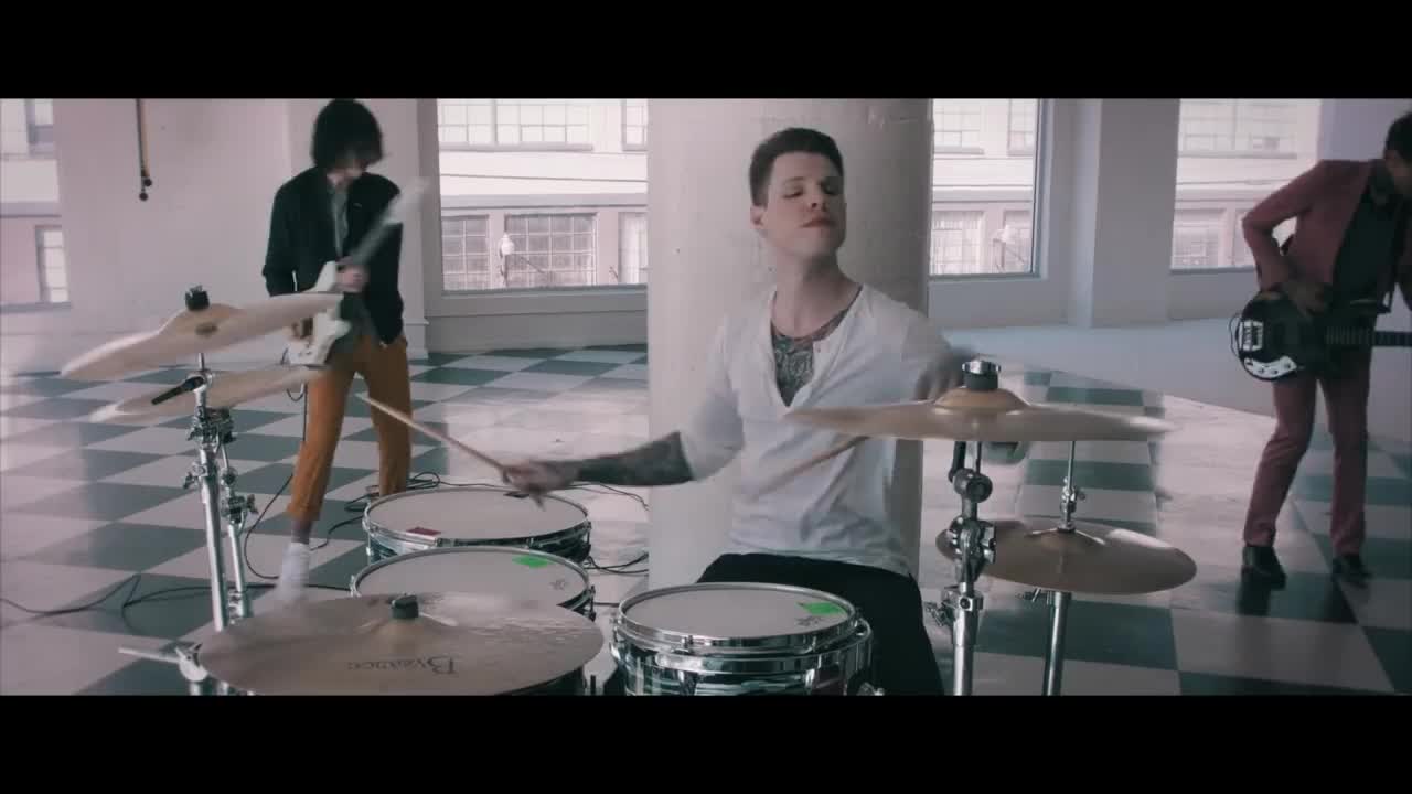 Crown the Empire - Hologram