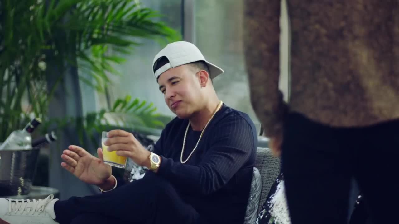 Daddy Yankee - Bella y sensual