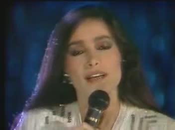 Daniela Romo - Yo no te pido la Luna