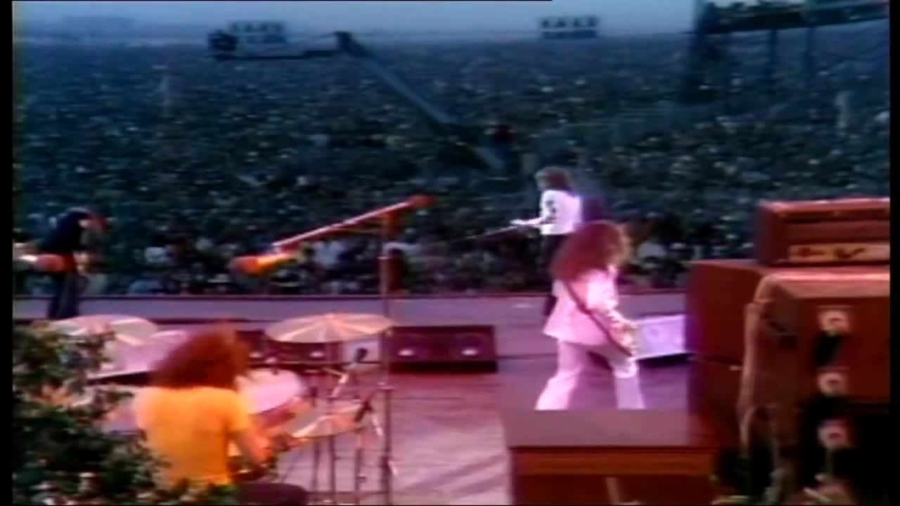 Deep Purple - Lay Down, Stay Down