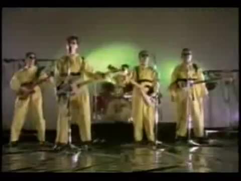 DEVO - Turn Around