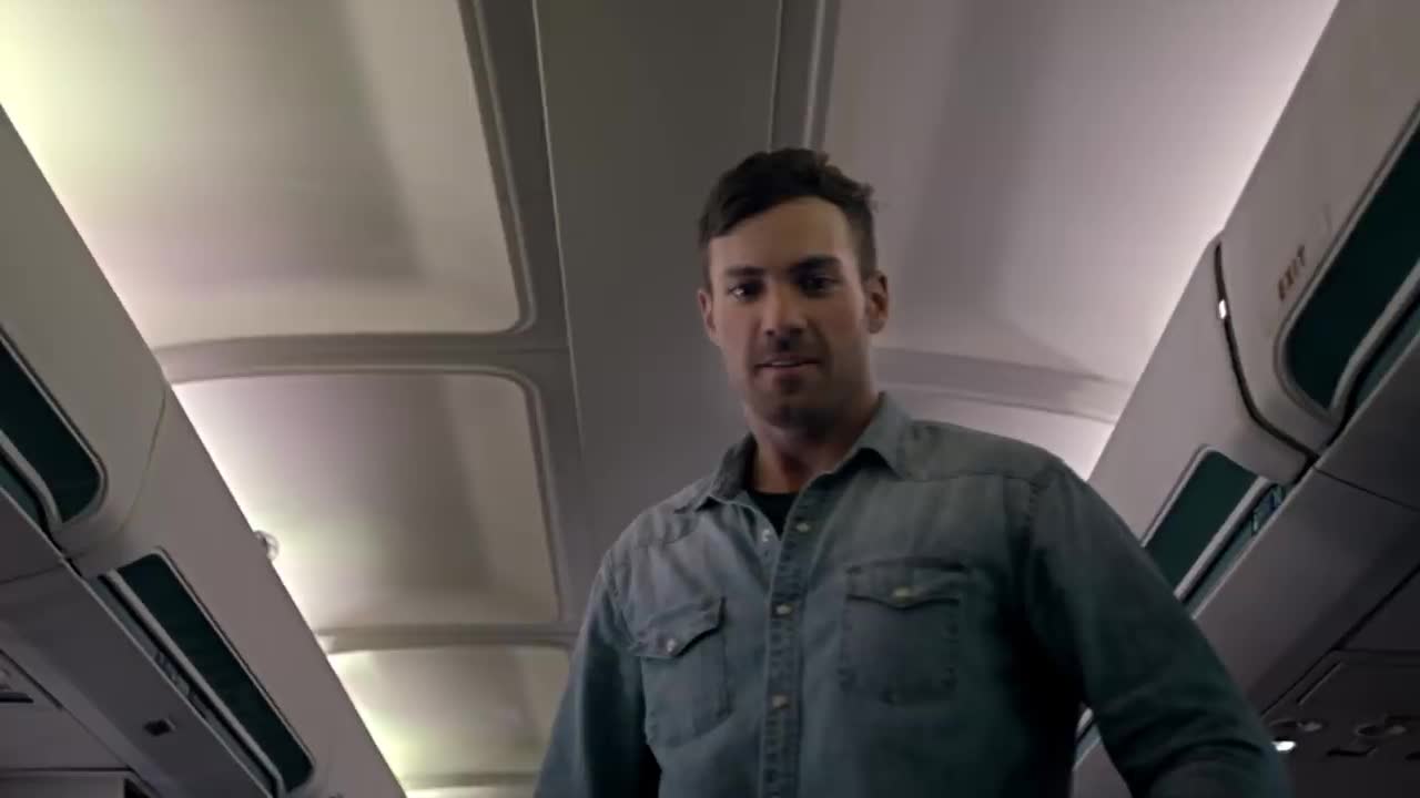 Dierks Bentley - Drunk on a Plane