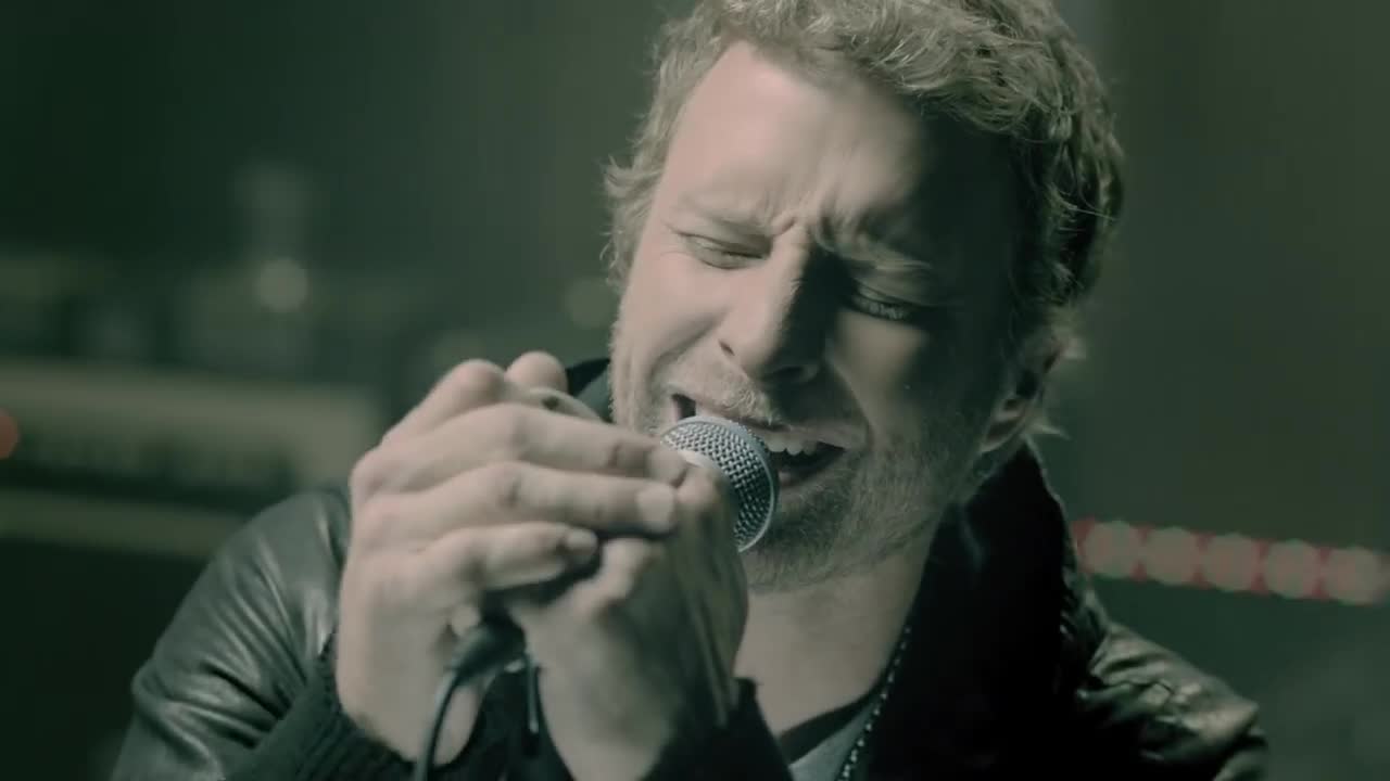 Dierks Bentley - Tip It On Back