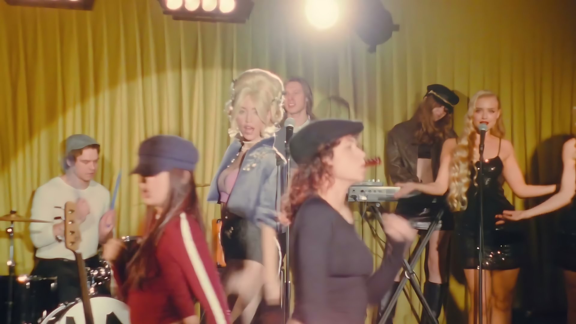 DOROFEEVA - Японія