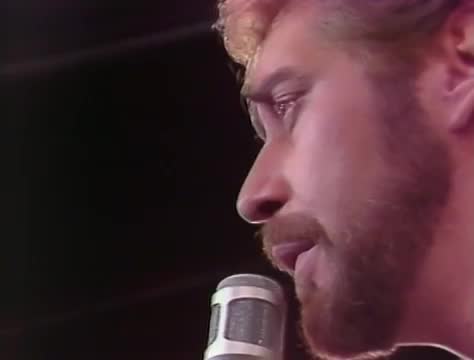 Earl Thomas Conley - Holding Her and Loving You