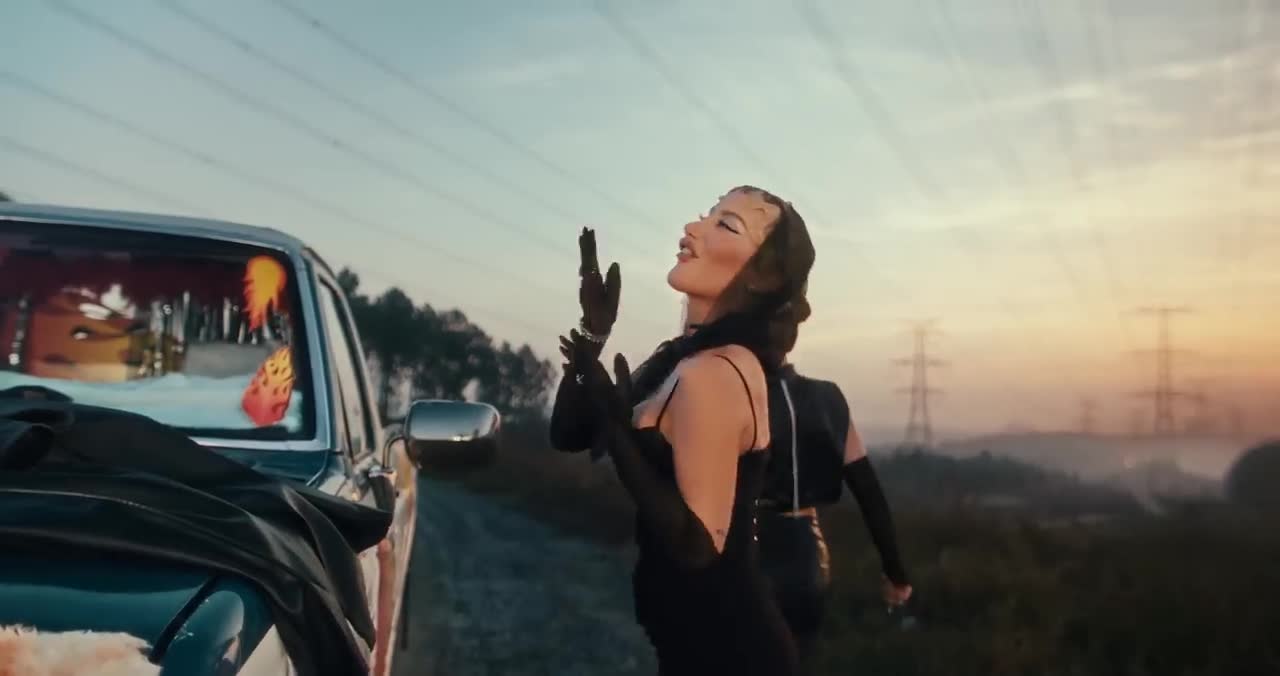 Eda Sakız & İrem Derici - Papatya