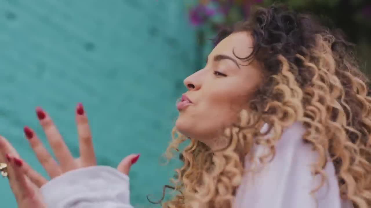 Ella Eyre - Came Here for Love