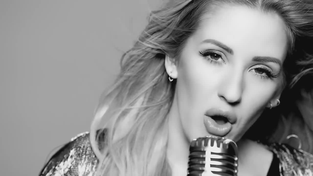Ellie Goulding - Something in the Way You Move