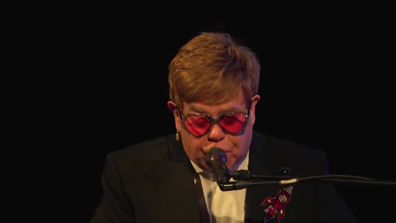 Elton John - I'm Still Standing