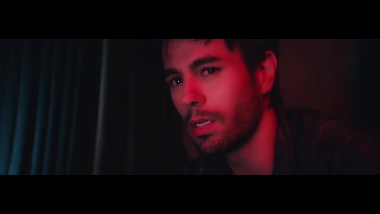 Enrique Iglesias - El baño