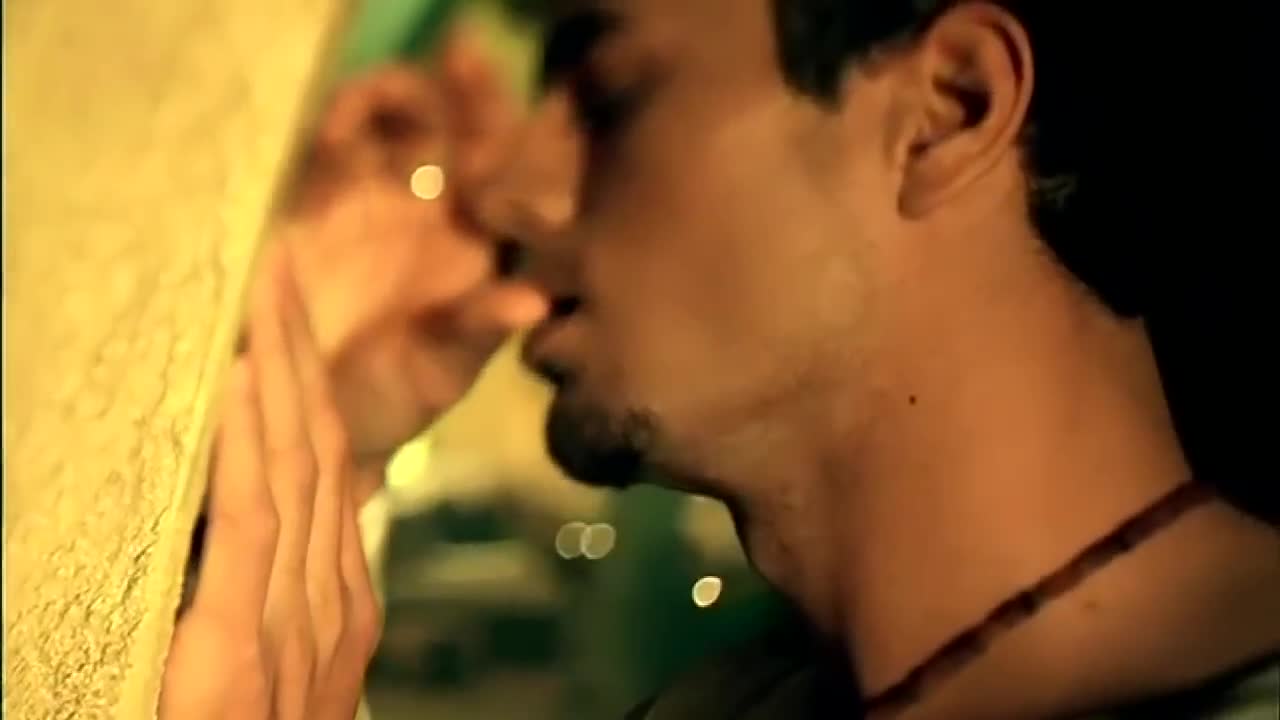 Enrique Iglesias - Love to See You Cry