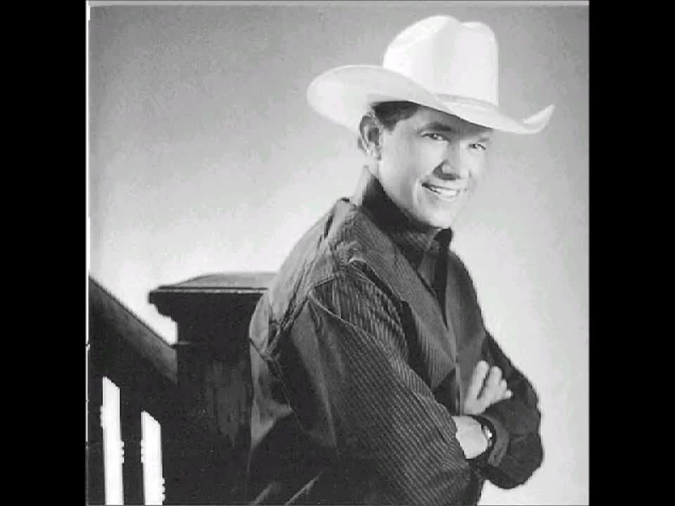 George Strait - Nobody in His Right Mind Would’ve Left Her