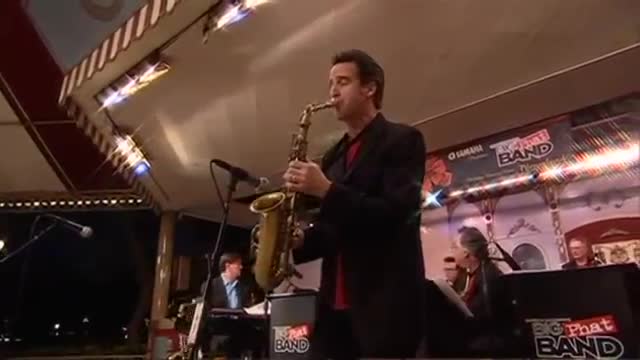 Gordon Goodwin’s Big Phat Band - Hit the Ground Running