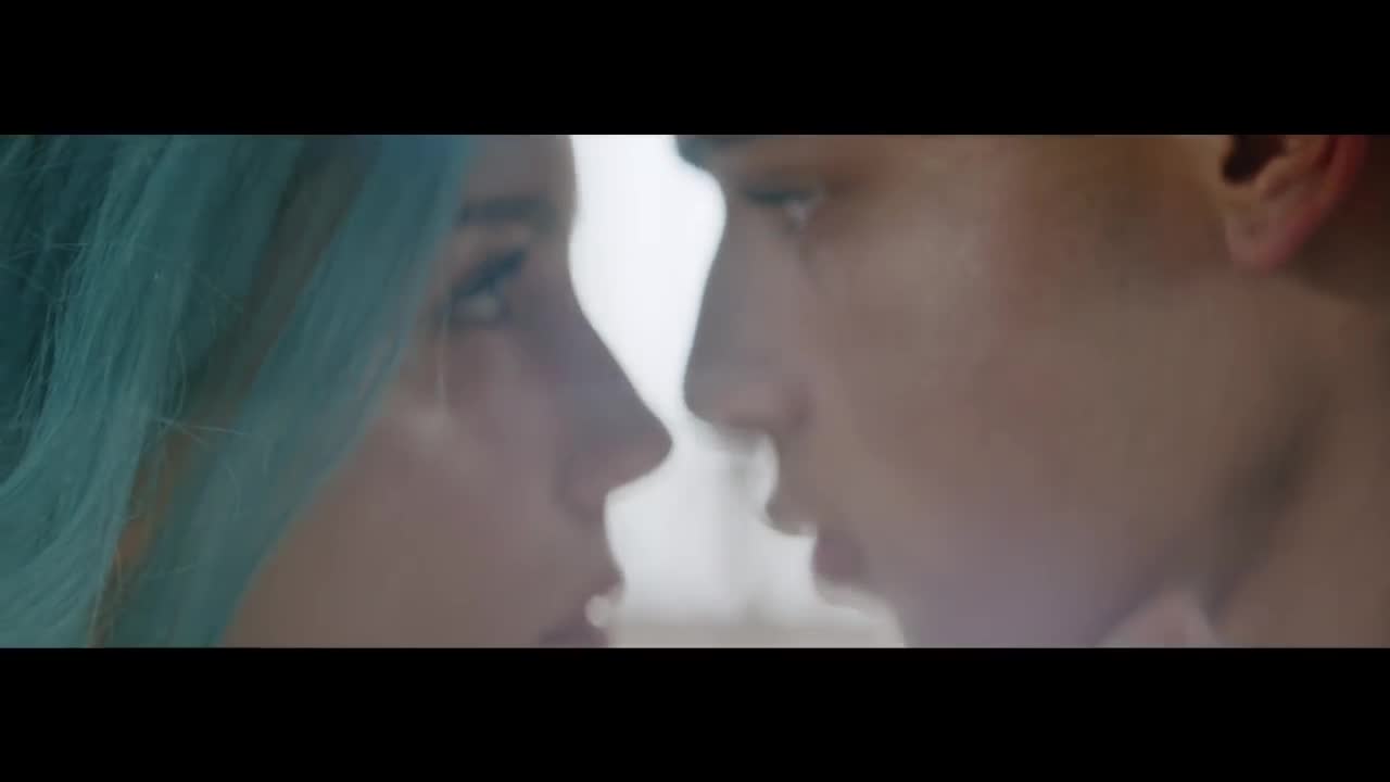 Halsey - Now or Never