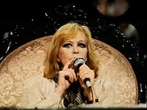 Hildegard Knef - Für mich soll's rote Rosen regnen