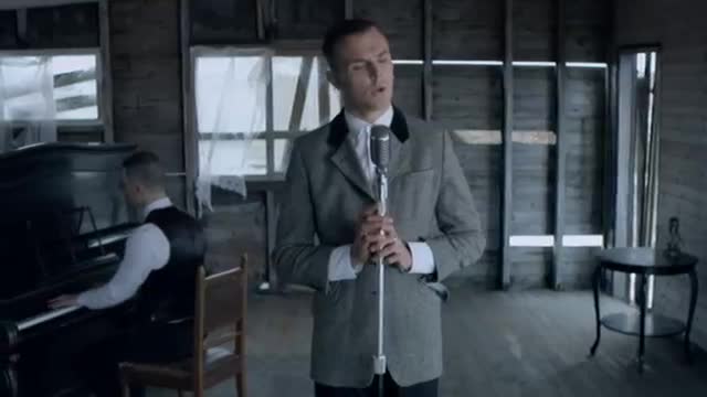 Hurts - Stay